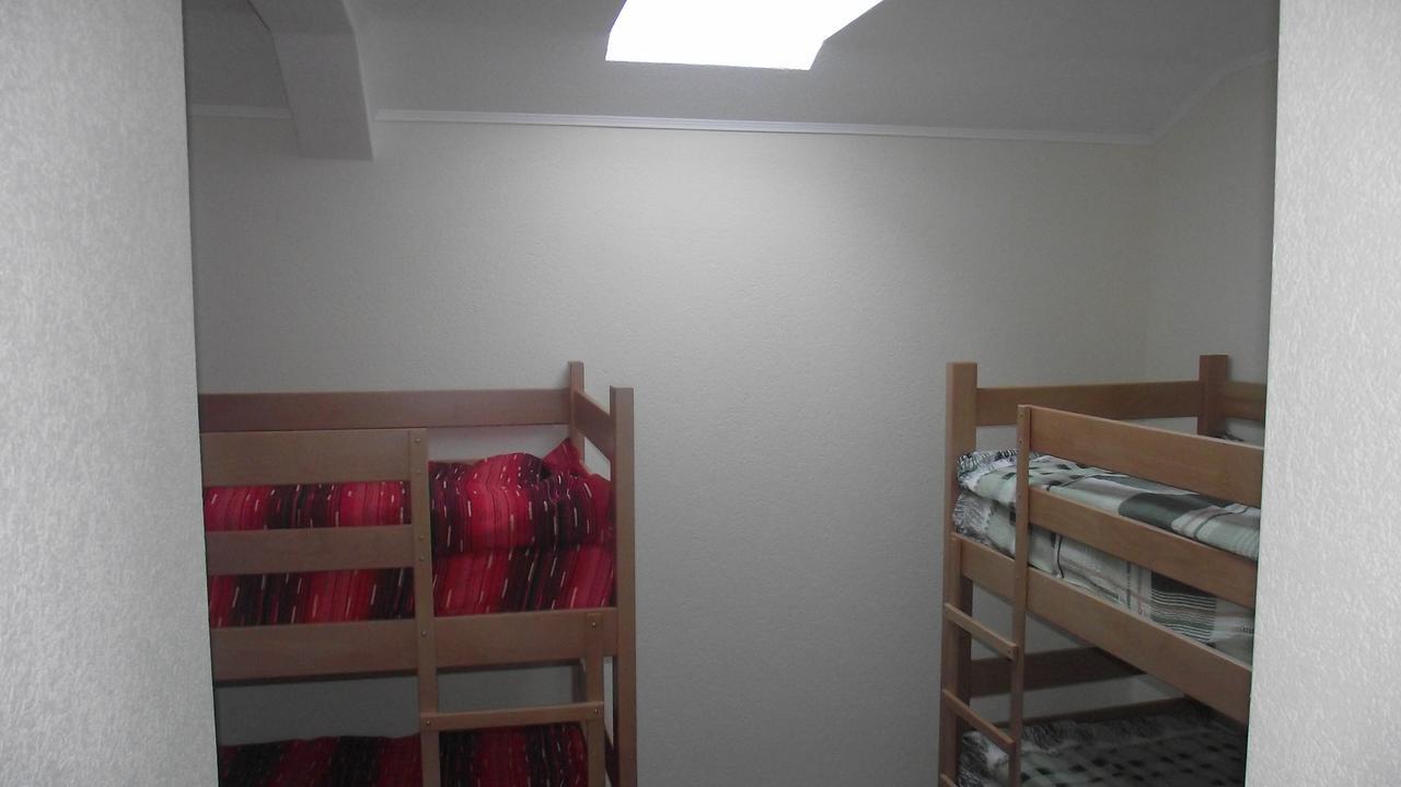 Pansion Laktasi Hostel Buitenkant foto